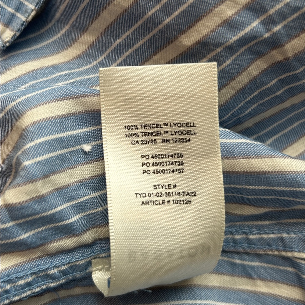 Babaton Aritzia archive button down shirt light blue white stripe size Xs - Picture 7 of 10